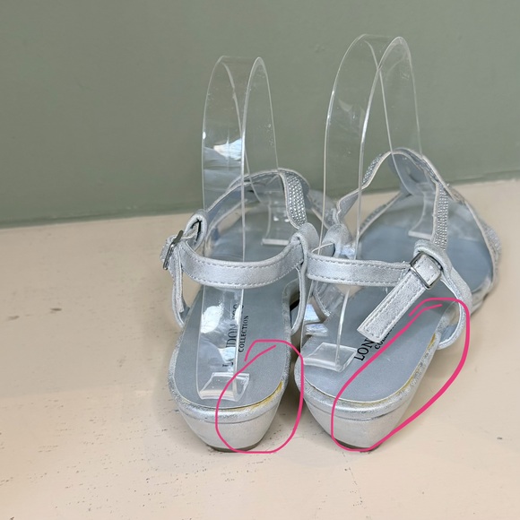 Silver sandals for special occasion - Picture 5 of 6